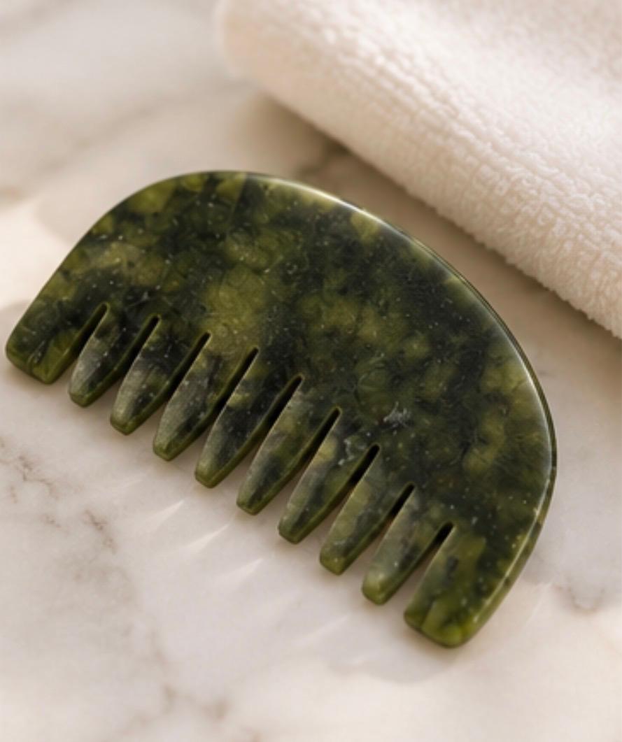 Set Masajeador Facial Rodillo Jade + Gua Sha